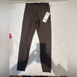Brand new ALO leggings with tag. Size medium.  brown colour